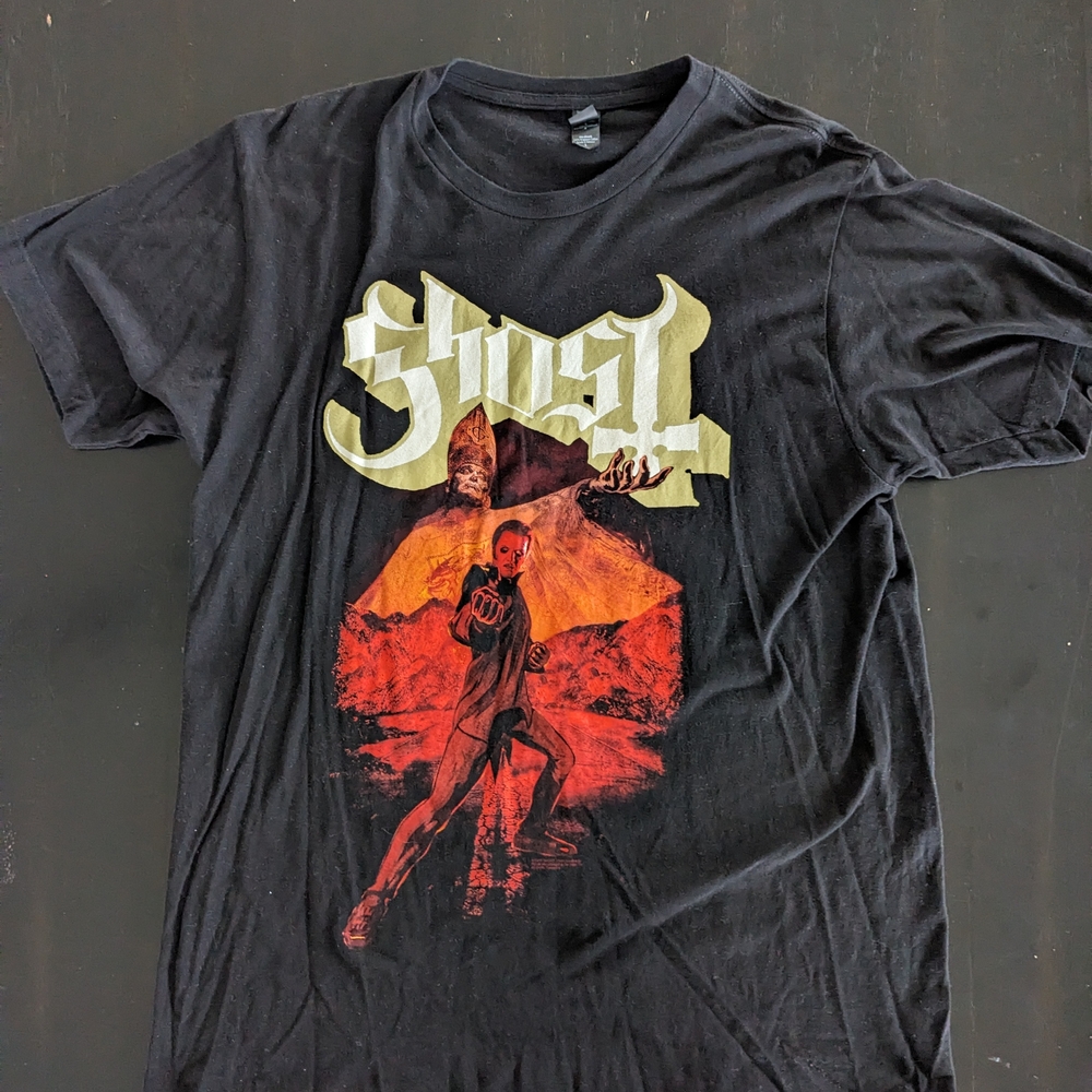 Ghost “A Pale Tour Named Death” Tultex Black T-Shirt – Red Graphic – Size Large